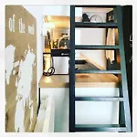 Apartment Le Cour Des Anglais, Hyper Centre, Marche *