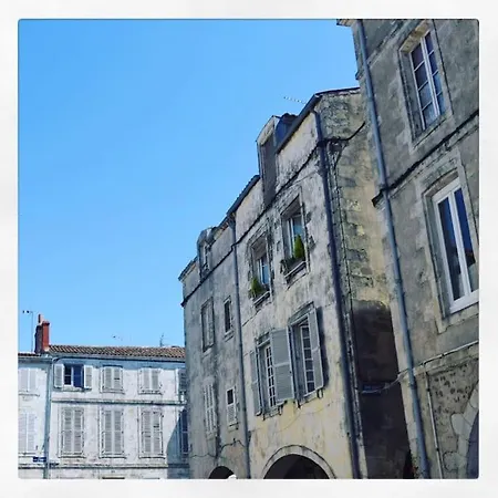 Lägenhet Le Cour Des Anglais, Hyper Centre, Marche